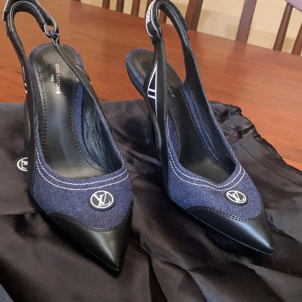 Absolutely stunning brand new, authentic rare abd Louis Vuitton denim shoes 7 - Picture 1 of 17